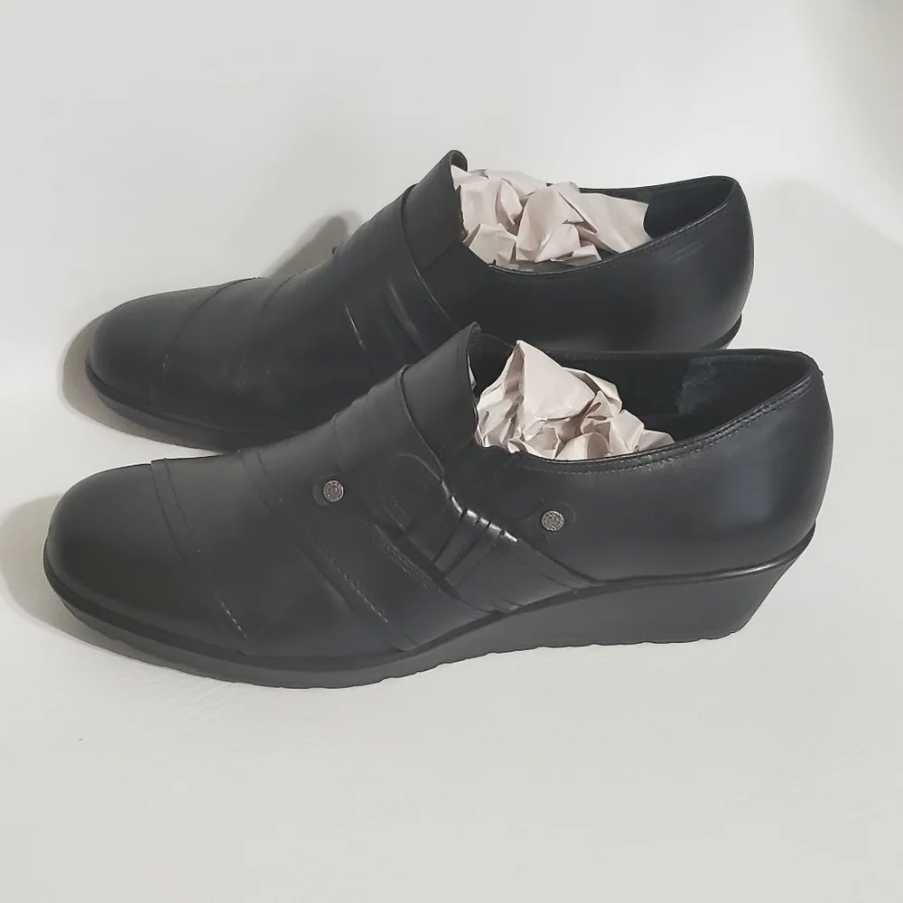Walking Cradle Loafers Black Leather Upper